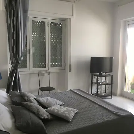 Charlottemaison Bed & Breakfast *