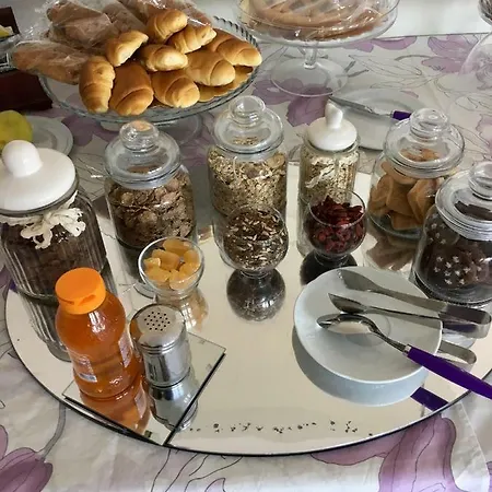 Charlottemaison * קליארי